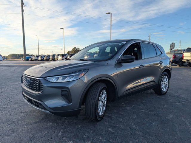 Certified 2024 Ford Escape Active w/ Cold Weather Package image 4