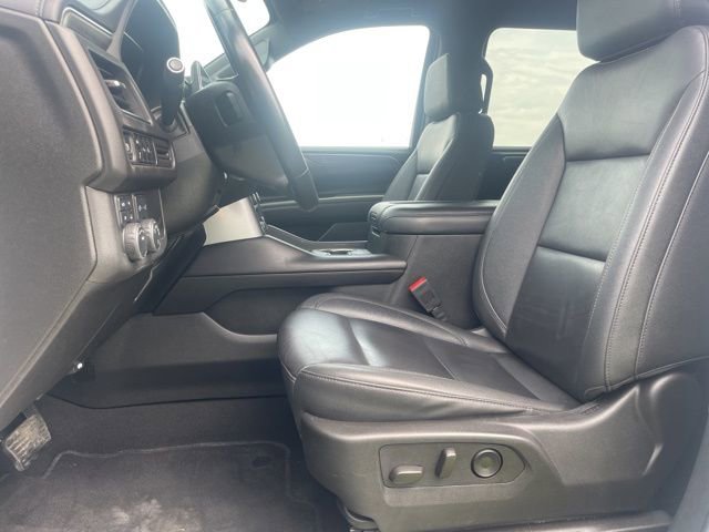 Used 2024 Chevrolet Suburban LT AWD/4WD image 8