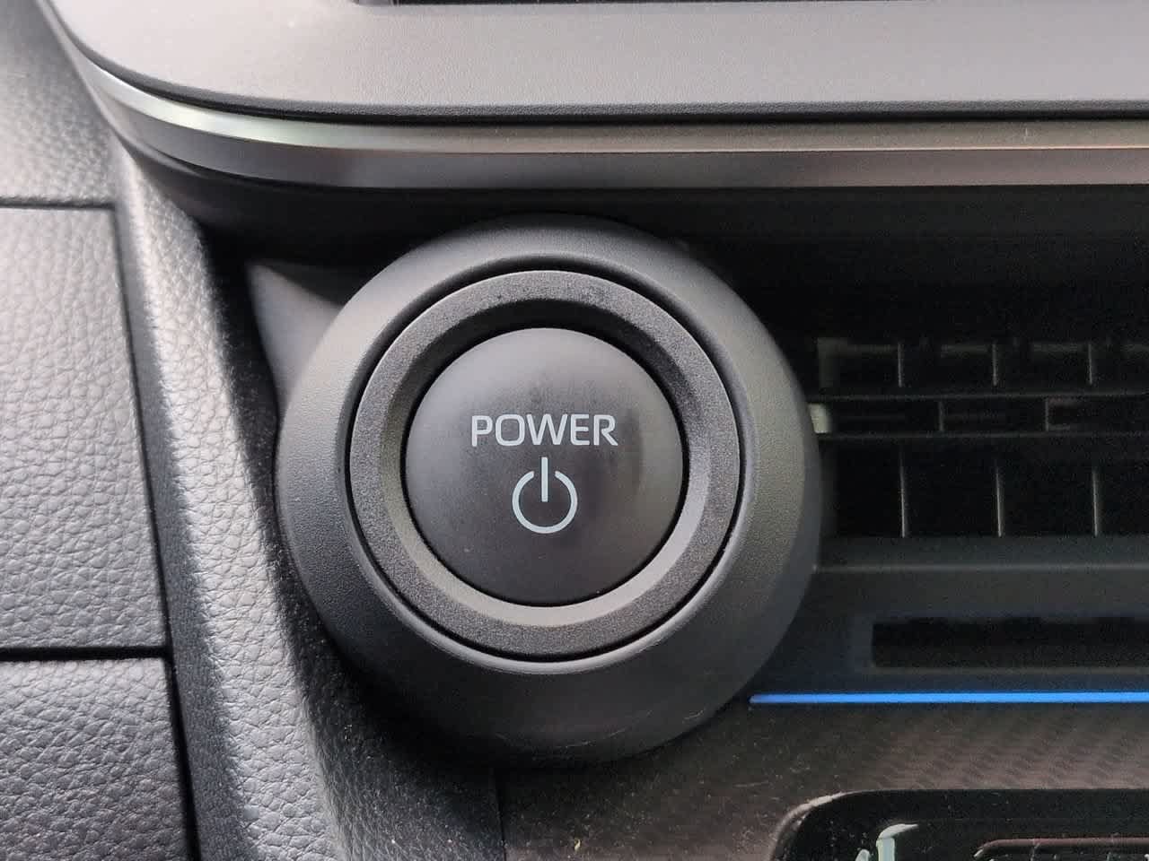 Used 2024 Toyota Prius XLE FWD image 27