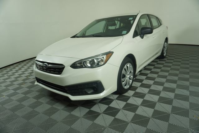 Used 2023 Subaru Impreza 2.0i image 3