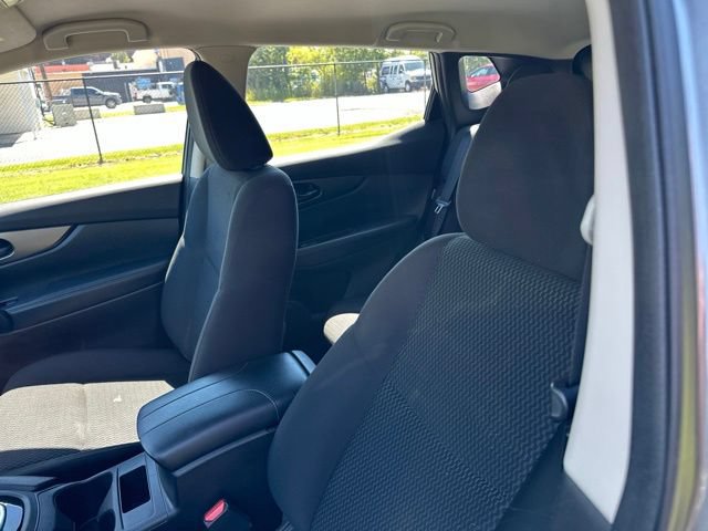 Used 2021 Nissan Rogue Sport S FWD image 8