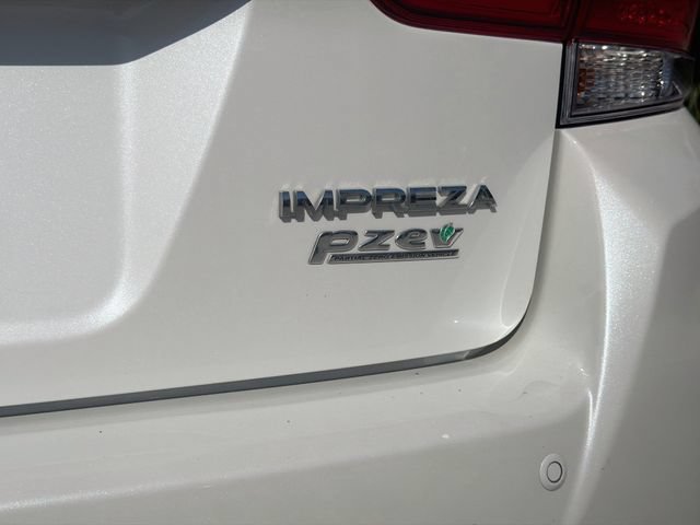 Used 2017 Subaru Impreza 2.0i Limited w/ Moonroof/BSD & Rcta/Eyesight AWD/4WD image 42