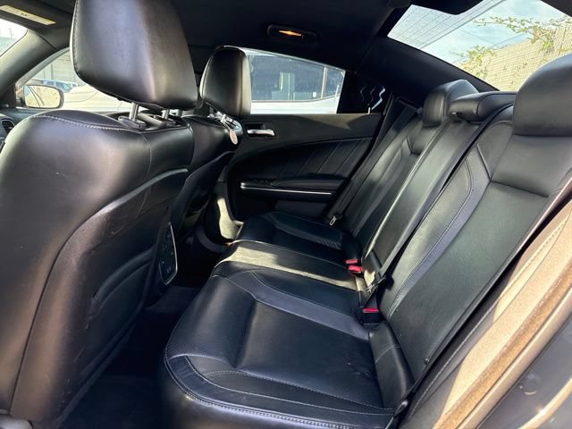 Used 2017 Dodge Charger SXT w/ Plus Group RWD image 12