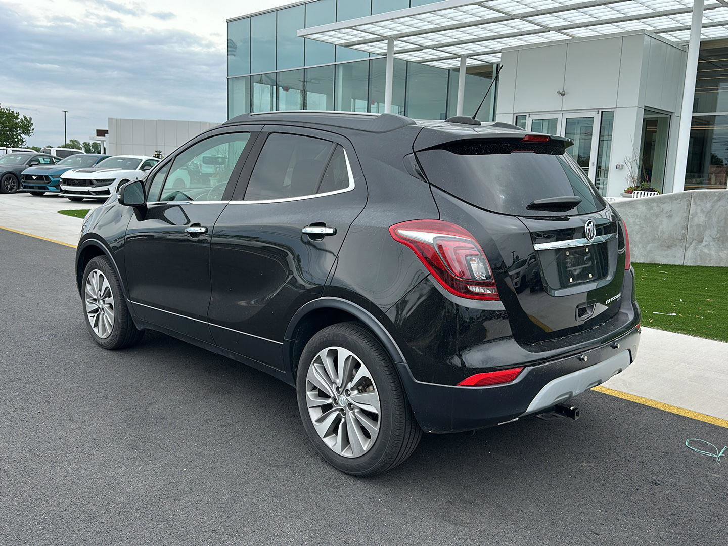 Used 2019 Buick Encore Preferred w/ Safety Package AWD/4WD image 7