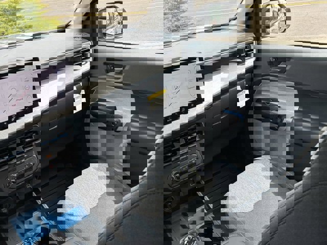 New 2025 Ford Maverick XLT w/ XLT Luxury Package image 20