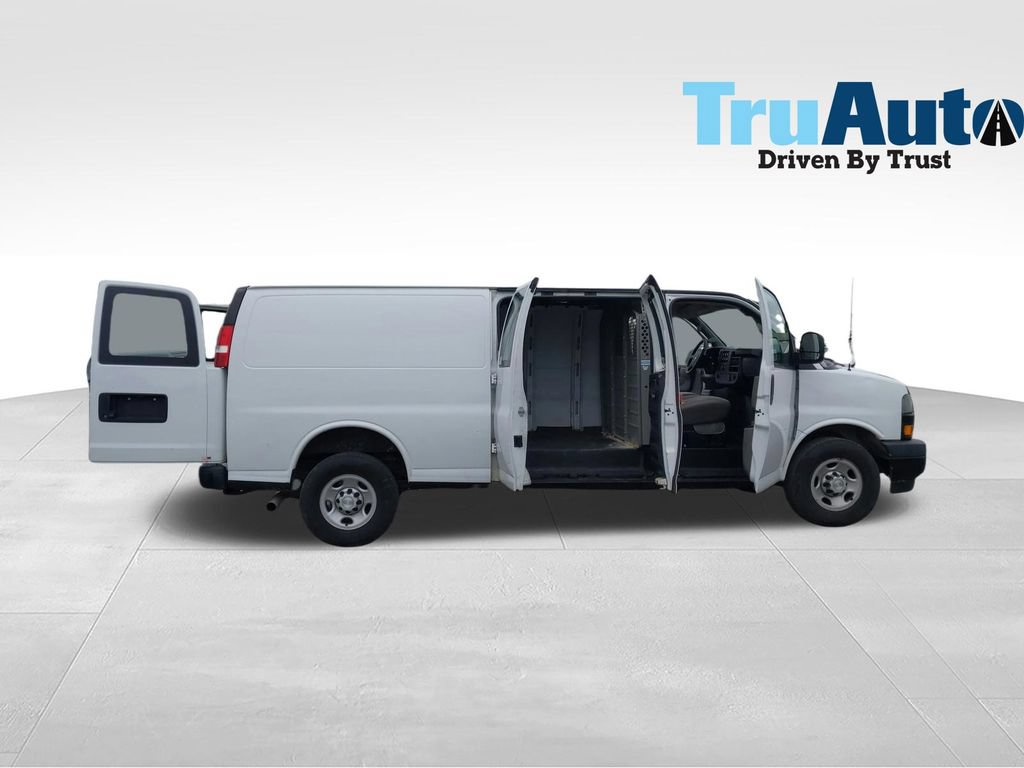 Used 2019 Chevrolet Express 3500 Extended w/ Driver Convenience Package RWD image 14