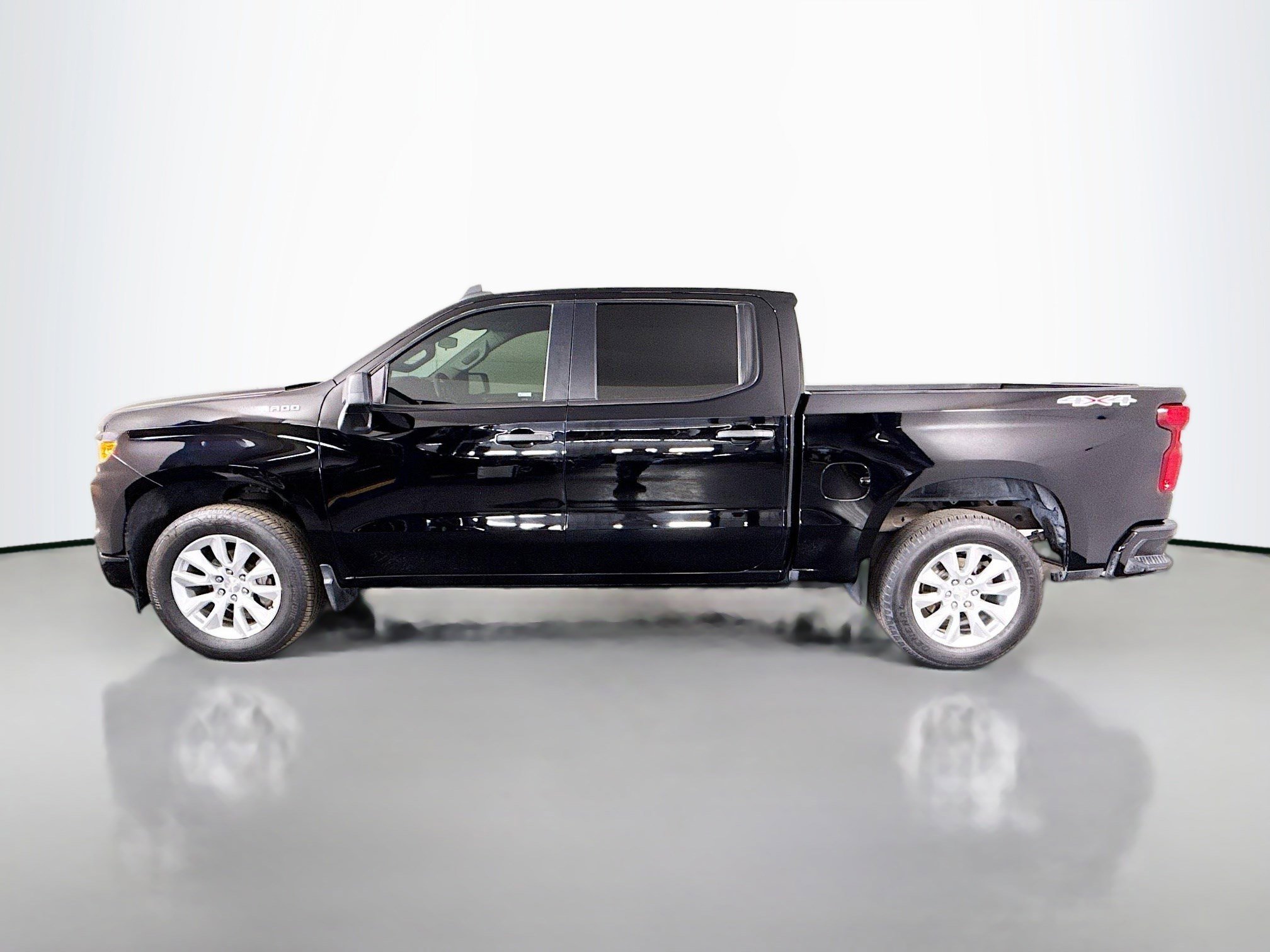 Used 2022 Chevrolet Silverado 1500 Custom image 6