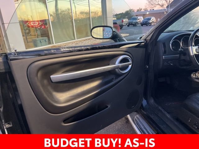 Used 2005 Chevrolet SSR w/ Preferred Equipment Group RWD image 5