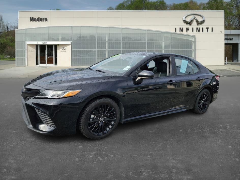 Used 2020 Toyota Camry SE