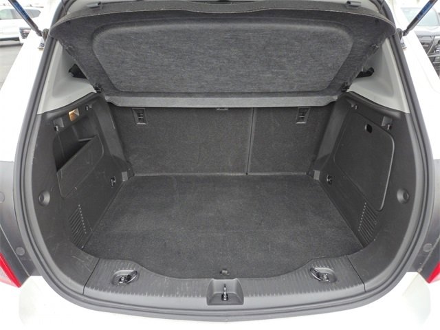 Used 2022 Chevrolet Trax LT w/ Sport Edition image 19