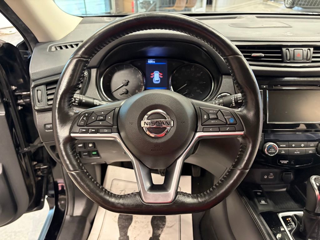 Used 2018 Nissan Rogue SL w/ Premium Package AWD/4WD image 12