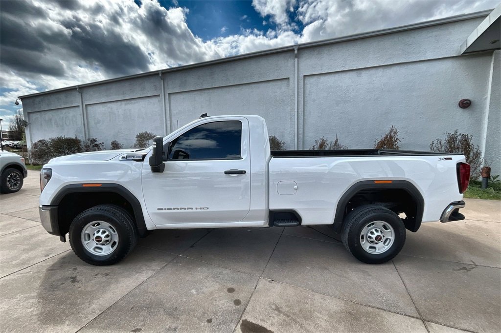 Used 2024 GMC Sierra 2500 Pro w/ Convenience Package image 4