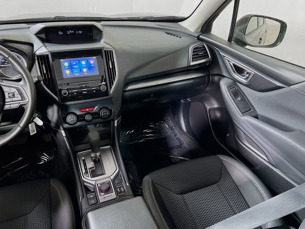 Used 2020 Subaru Forester Premium AWD/4WD image 21