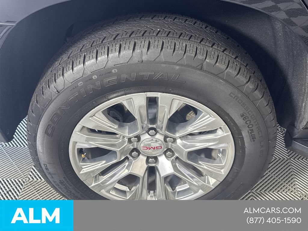 Used 2024 GMC Yukon Denali w/ Advanced Technology Package AWD/4WD image 20