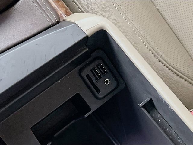 Used 2015 Chevrolet Tahoe LTZ image 36