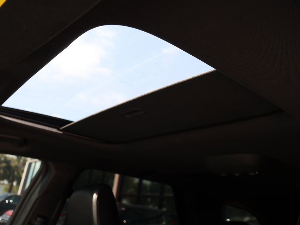 Used 2023 Dodge Durango R/T RWD image 22