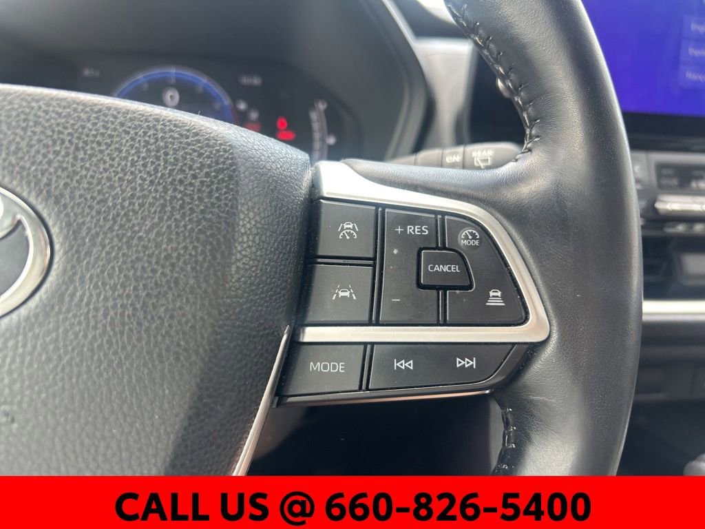 Certified 2024 Toyota Grand Highlander AWD image 14
