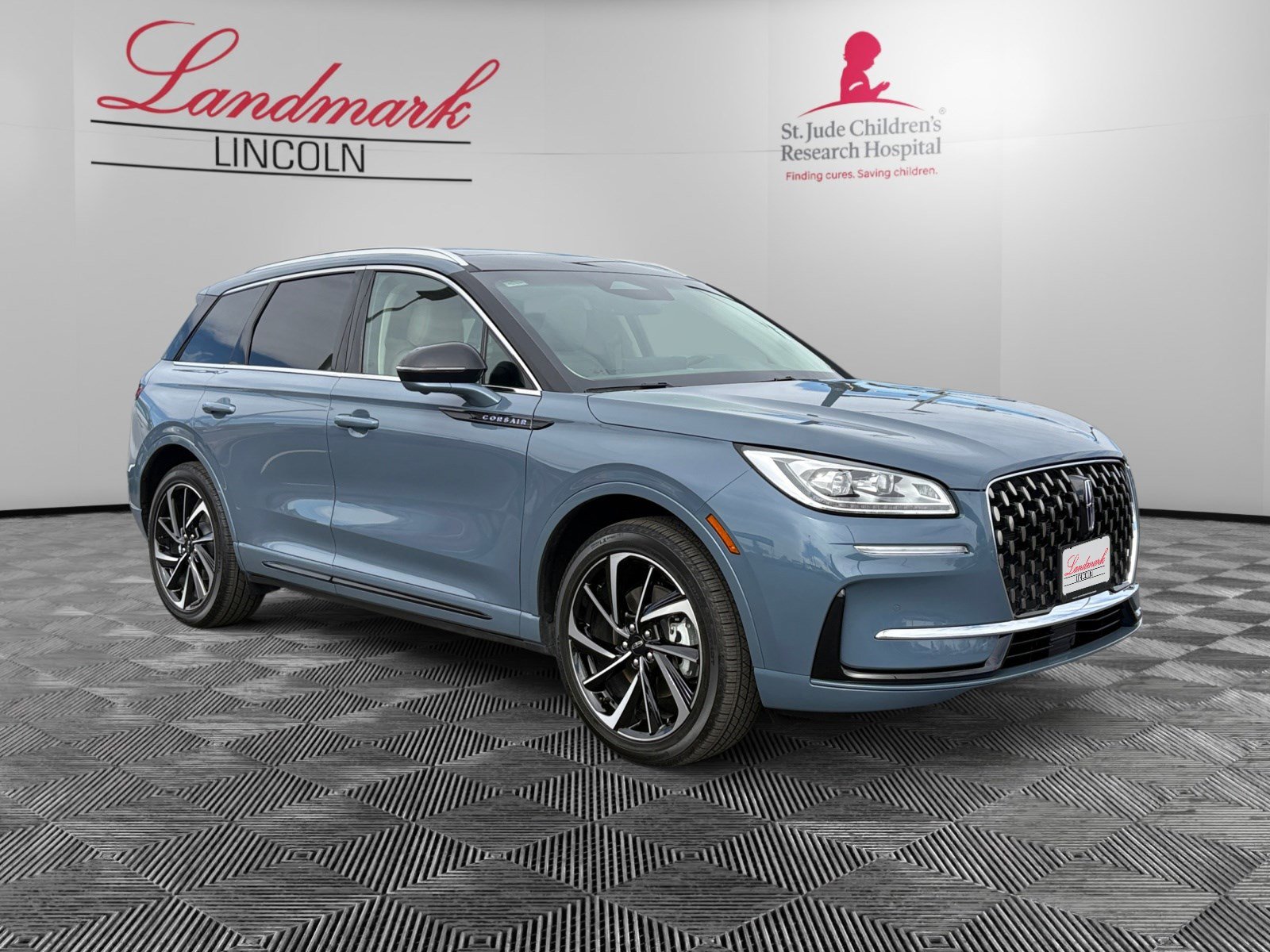 Certified 2024 Lincoln Corsair Grand Touring w/ Equipment Group 301A image 7