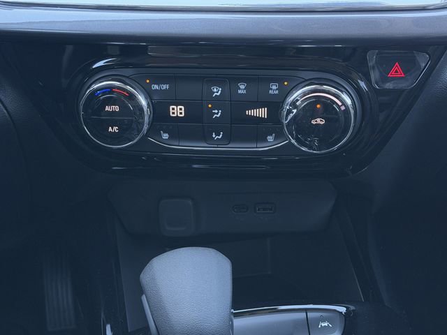 New 2026 Chevrolet Trax ACTIV w/ Driver Confidence Package image 16
