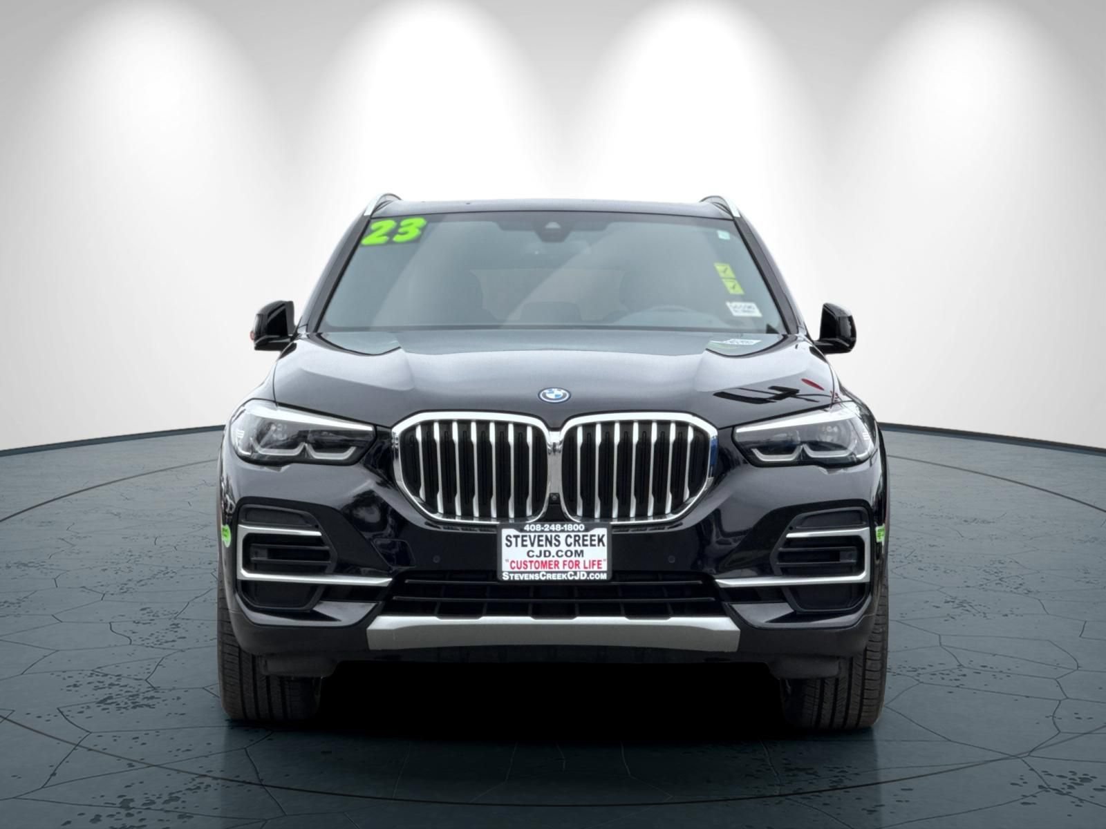 Used 2023 BMW X5 xDrive45e w/ Parking Assistance Package AWD/4WD image 9