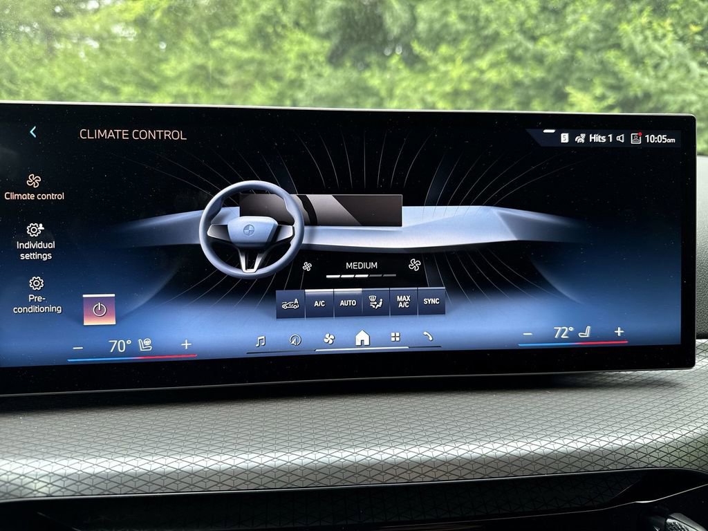 Used 2025 BMW 330i xDrive Sedan w/ Convenience Package image 21