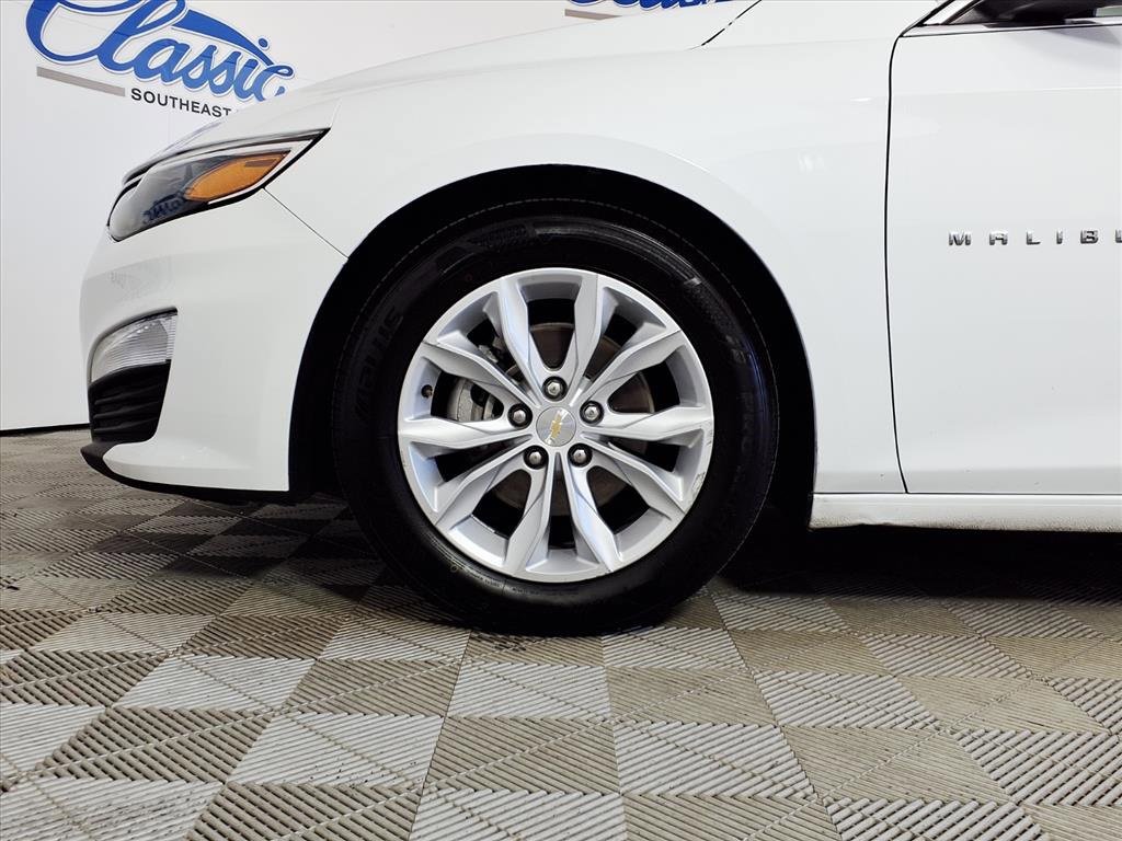 Used 2023 Chevrolet Malibu LT image 25