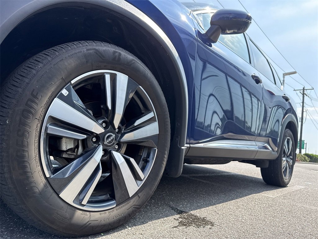 Certified 2023 Nissan Rogue SL w/ SL Premium Package image 9