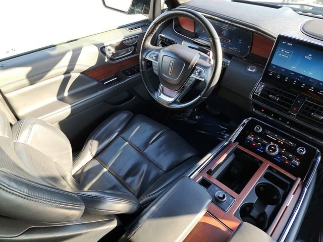Used 2023 Lincoln Navigator L Reserve AWD/4WD image 14