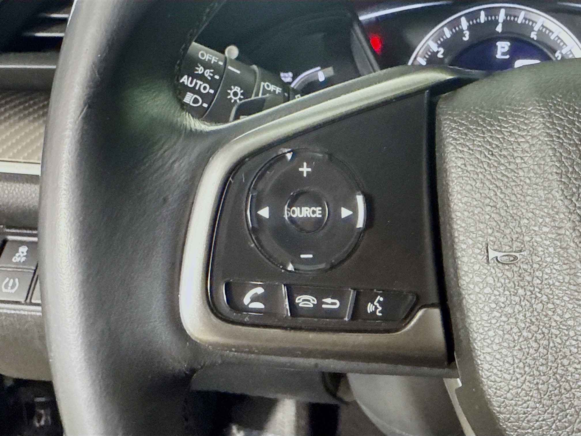 Used 2017 Honda Civic Sport image 14