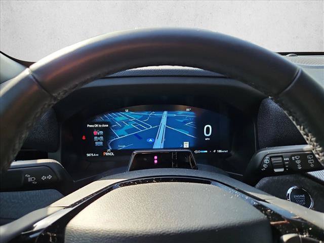 Used 2025 Ford Explorer Platinum RWD image 11