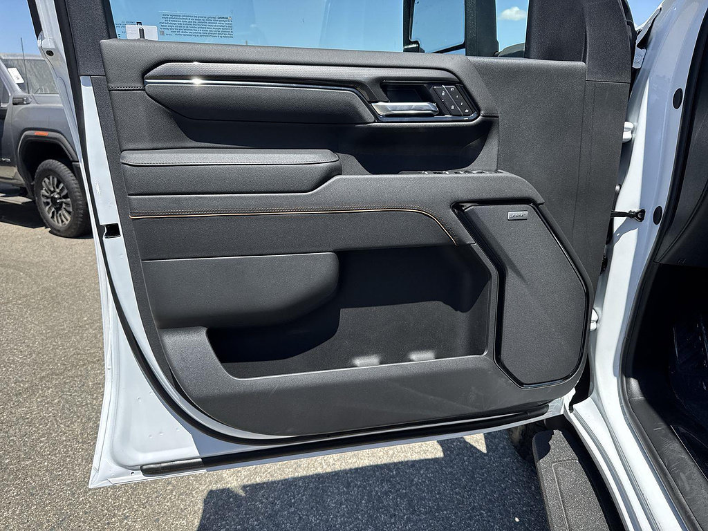 New 2026 GMC Sierra 2500 AT4 w/ AT4 Premium Plus Package AWD/4WD image 19