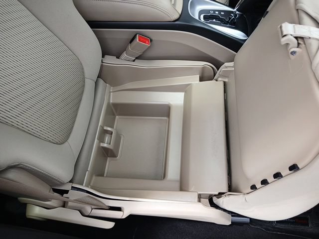 Used 2014 Dodge Journey SXT w/ Flexible Seating Group FWD image 25