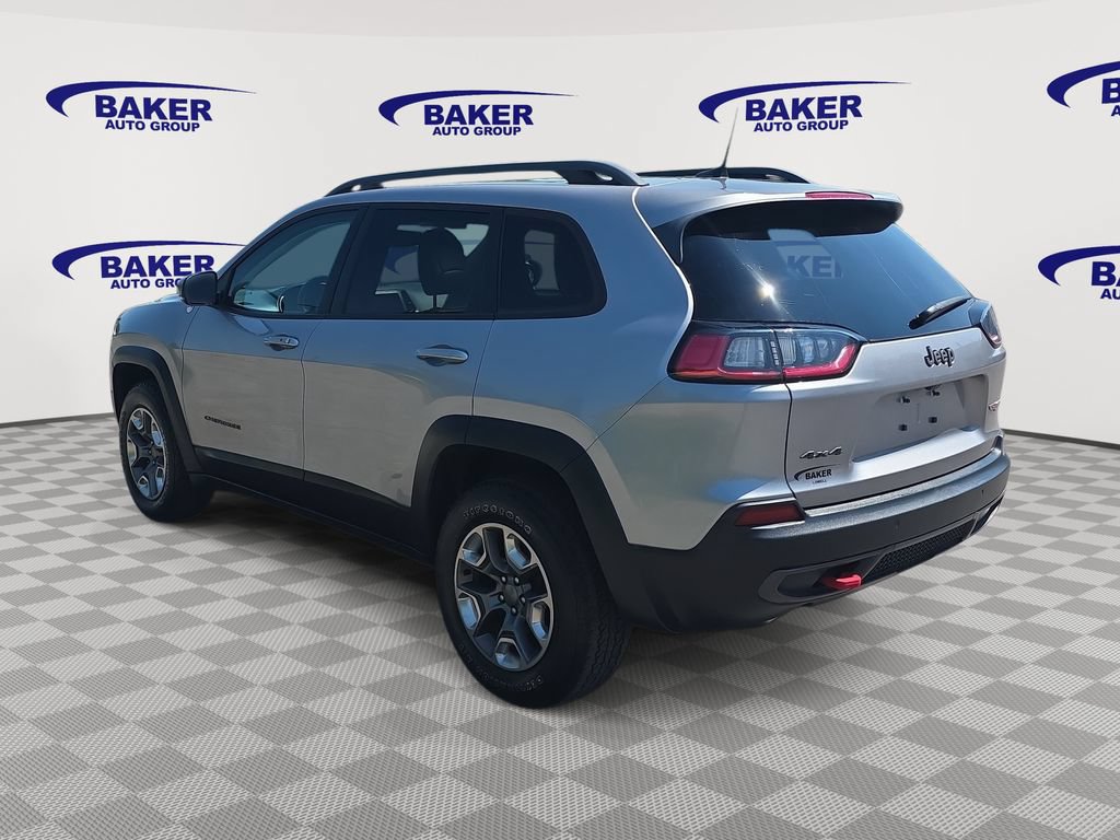 Used 2019 Jeep Cherokee Trailhawk AWD/4WD image 5