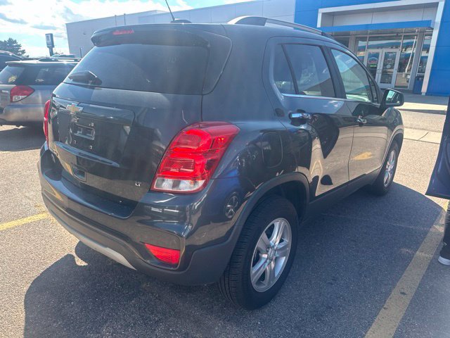 Used 2018 Chevrolet Trax LT w/ LT Convenience Package AWD/4WD image 4