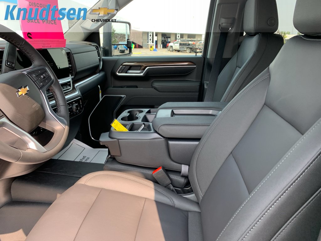 New 2026 Chevrolet Silverado 2500 LT w/ All Star Edition AWD/4WD image 19