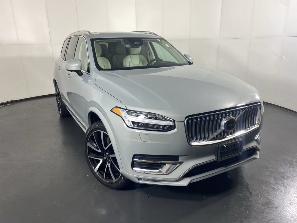 Used 2024 Volvo XC90 B6 Ultimate w/ Protection Package Premier AWD/4WD image 4