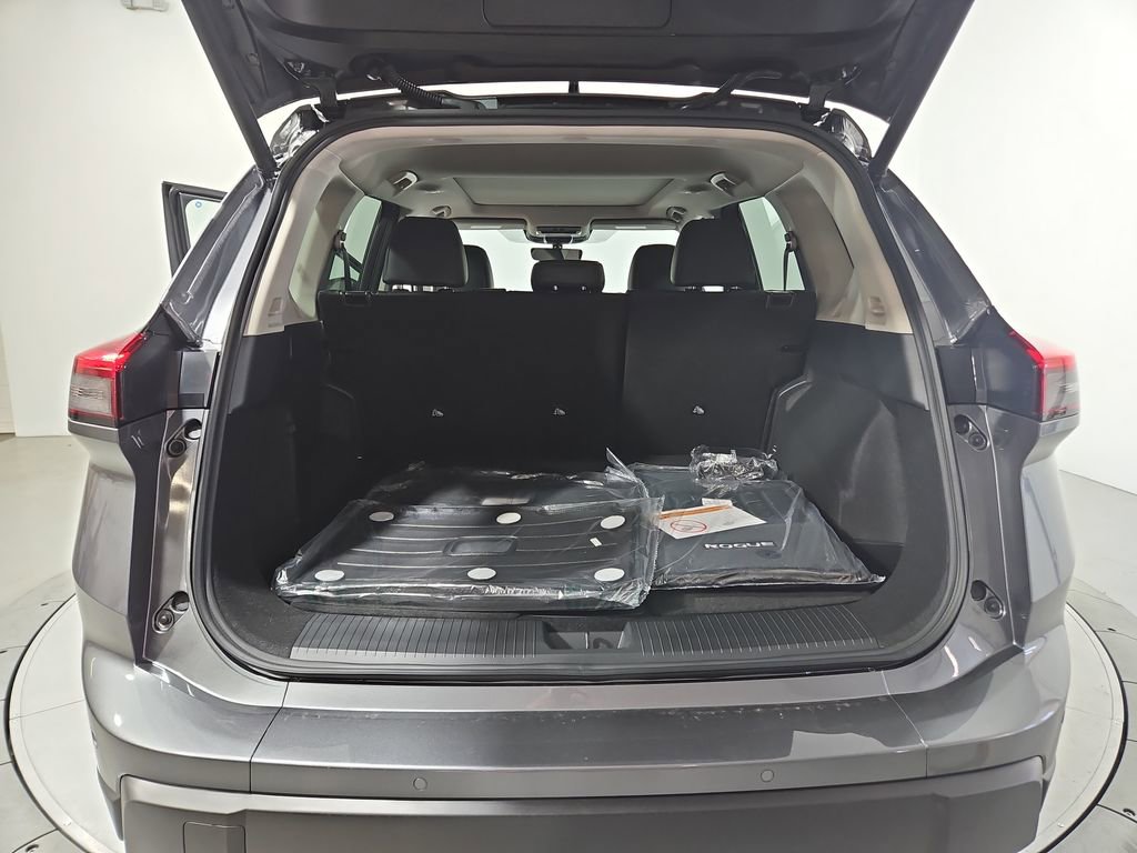 New 2026 Nissan Rogue SV image 22