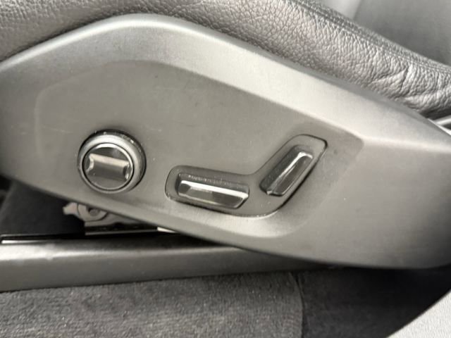 Certified 2023 Volvo XC90 B6 Plus image 26