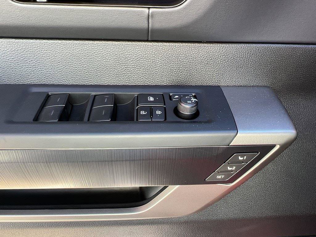 Used 2026 Toyota Tundra Platinum image 46