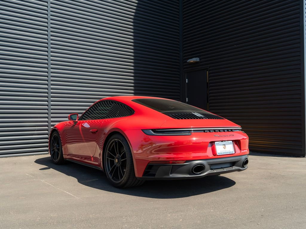 Used 2023 Porsche 911 Carrera GTS image 3