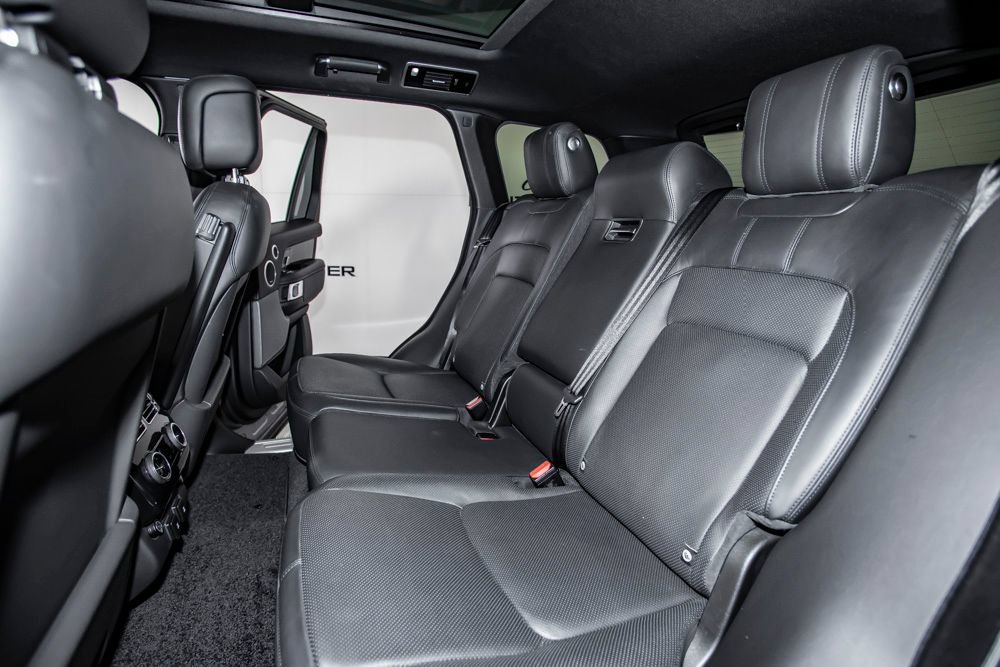 Used 2020 Land Rover Range Rover HSE AWD/4WD image 14