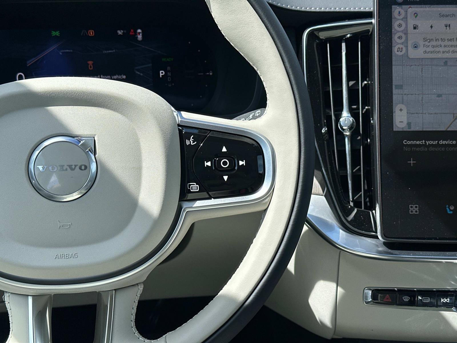 New 2026 Volvo XC90 T8 Ultra image 9