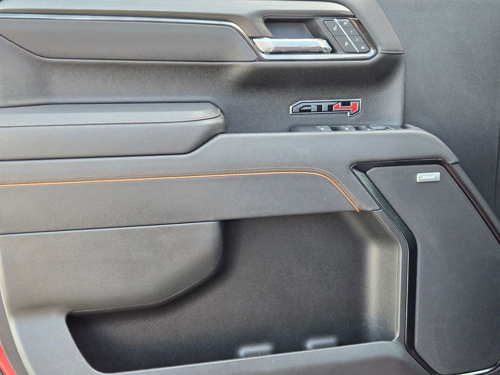 Used 2025 GMC Sierra 1500 AT4 w/ AT4 Premium Package image 11