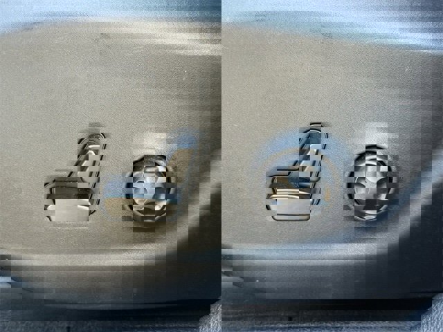 Used 2020 Jeep Cherokee Trailhawk w/ Comfort/Convenience Group image 28