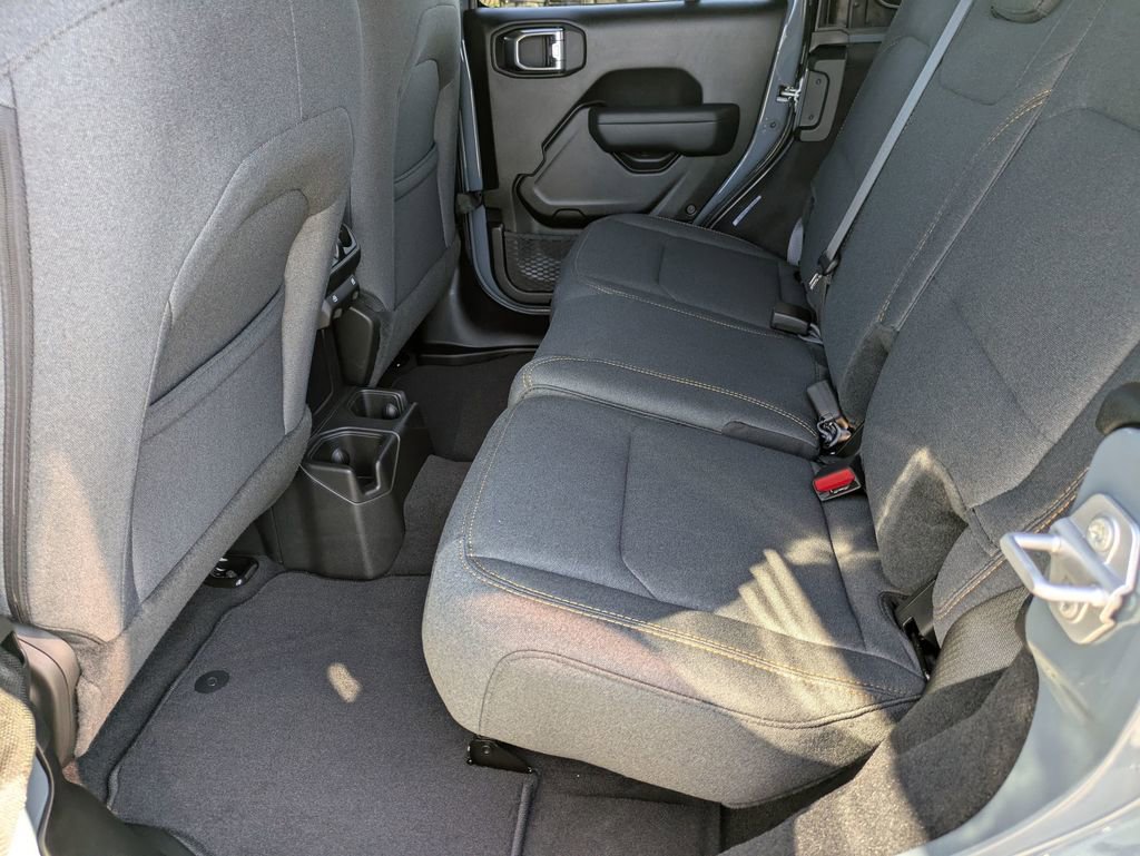 New 2025 Jeep Wrangler Sport S image 29