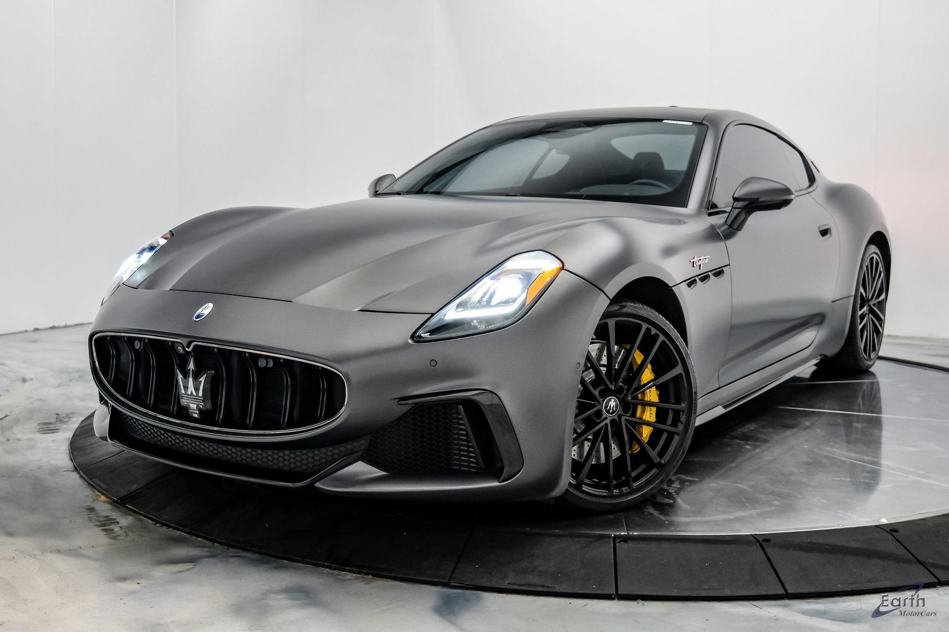Used 2024 Maserati GranTurismo Trofeo AWD/4WD image 5