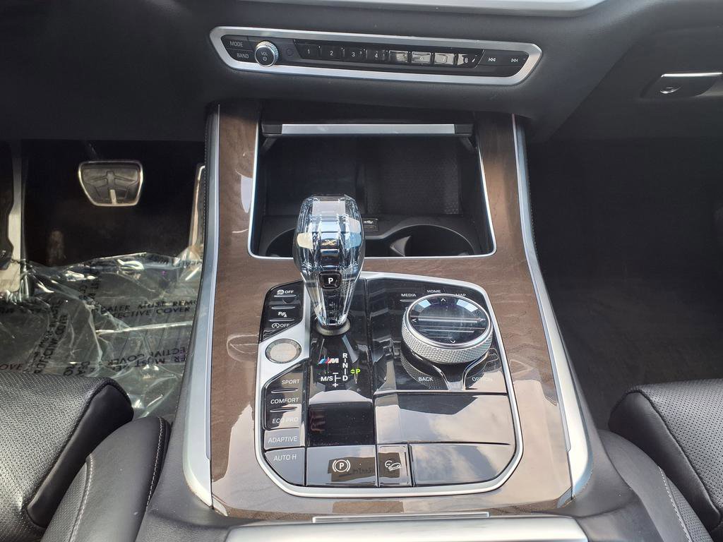 Used 2021 BMW X5 M50i w/ Executive Package AWD/4WD image 25
