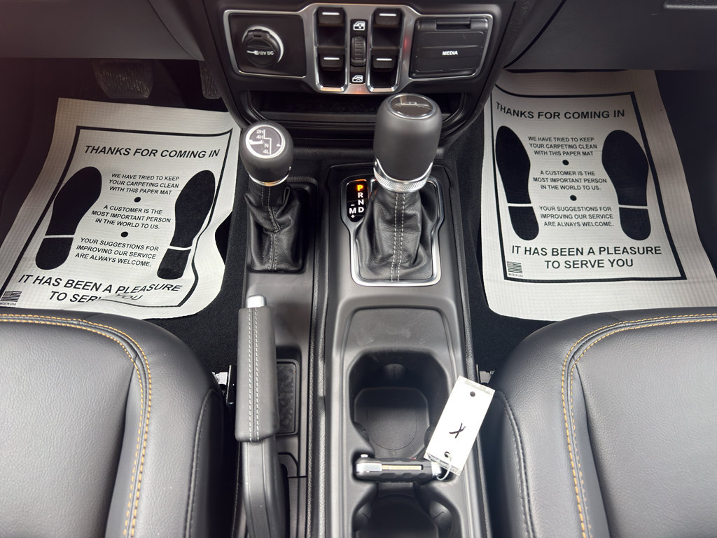 New 2026 Jeep Gladiator Sahara image 15