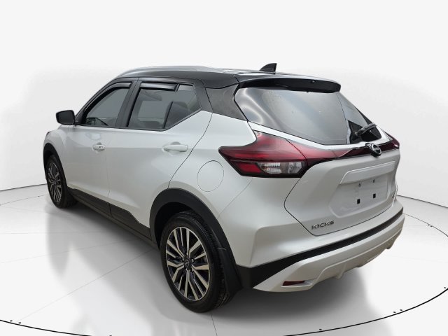 Used 2024 Nissan Kicks SV FWD image 8