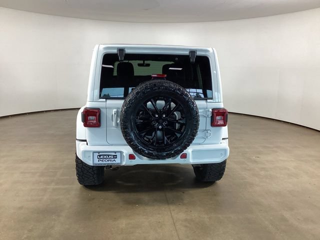Used 2021 Jeep Wrangler Unlimited Sahara AWD/4WD image 8